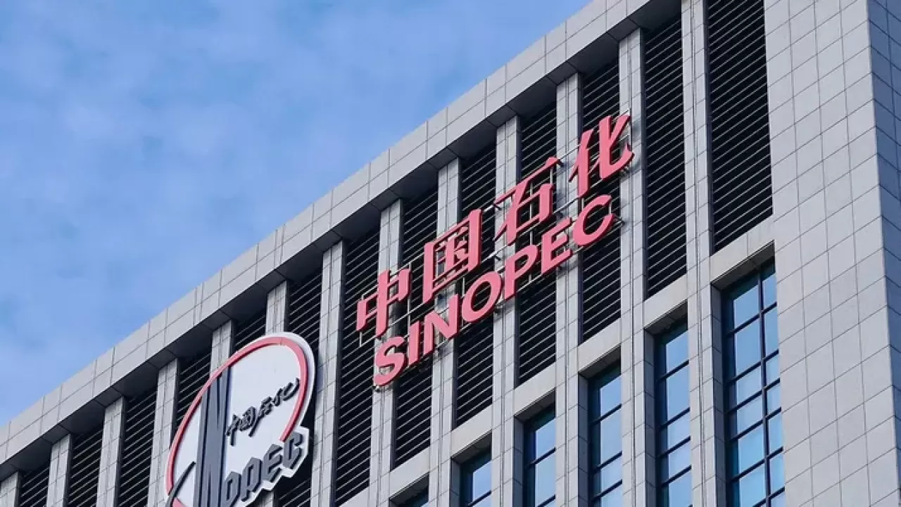 Çin'in dev petrol şirketi Sinopec, 180 milyon tonluk kaya petrolü rezervini buldu.