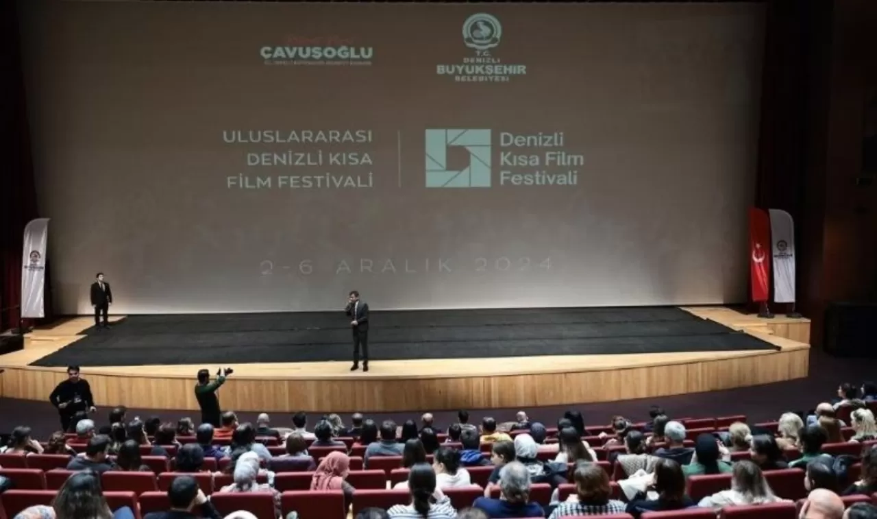 Denizli'nin İlk Uluslararası Kısa Film Festivali Coşkulu Bir Şekilde Başladı