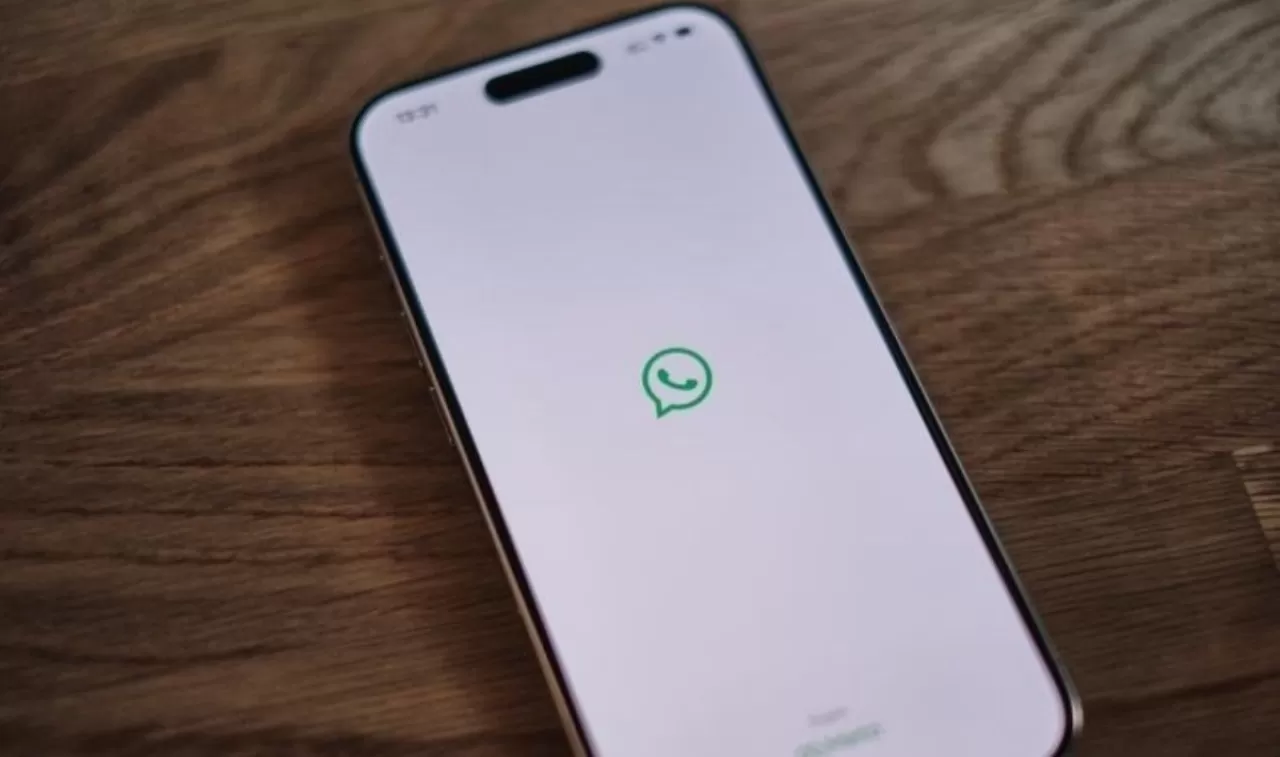 Dünyanın en popüler mesajlaşma uygulaması WhatsApp, kullanıcılarına sunduğu yeni özellikleri duyurdu.