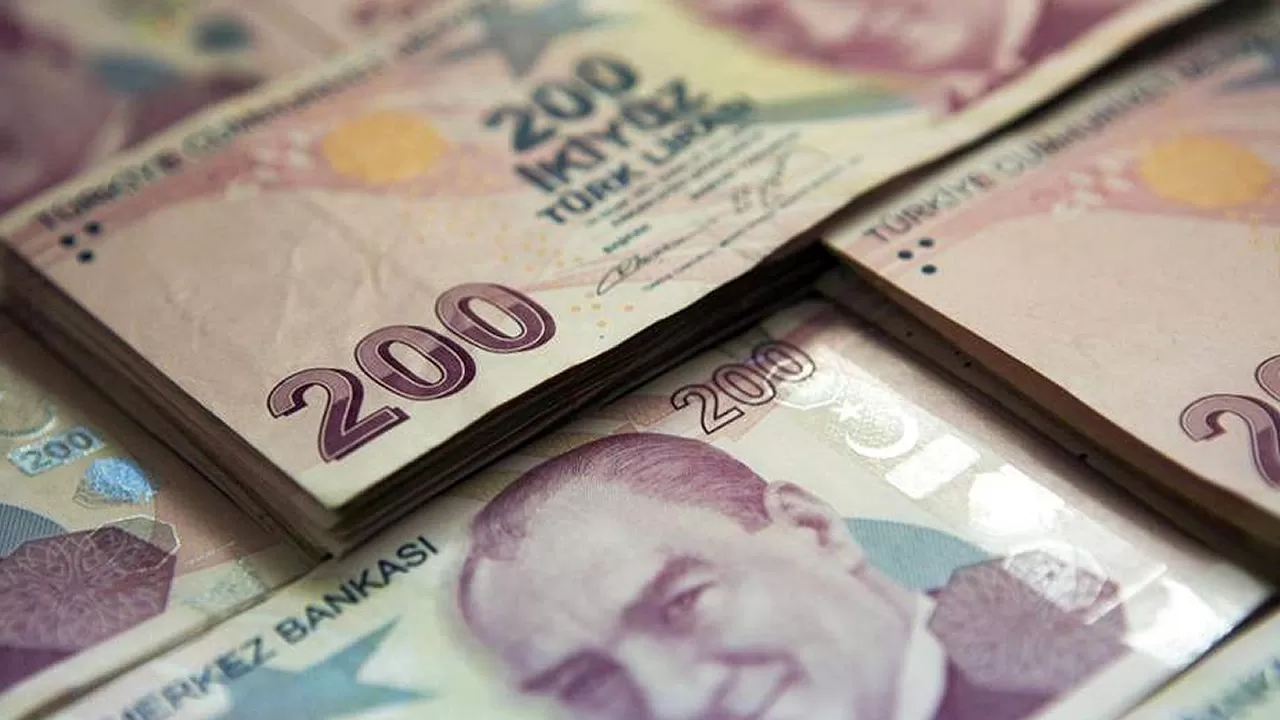 Yeni Yasayla Ailelerin Yüzü Gülecek: Ekonomik Yardım, Bakıcı Ücreti ve Esnek Çalışma Fırsatı Geliyor
