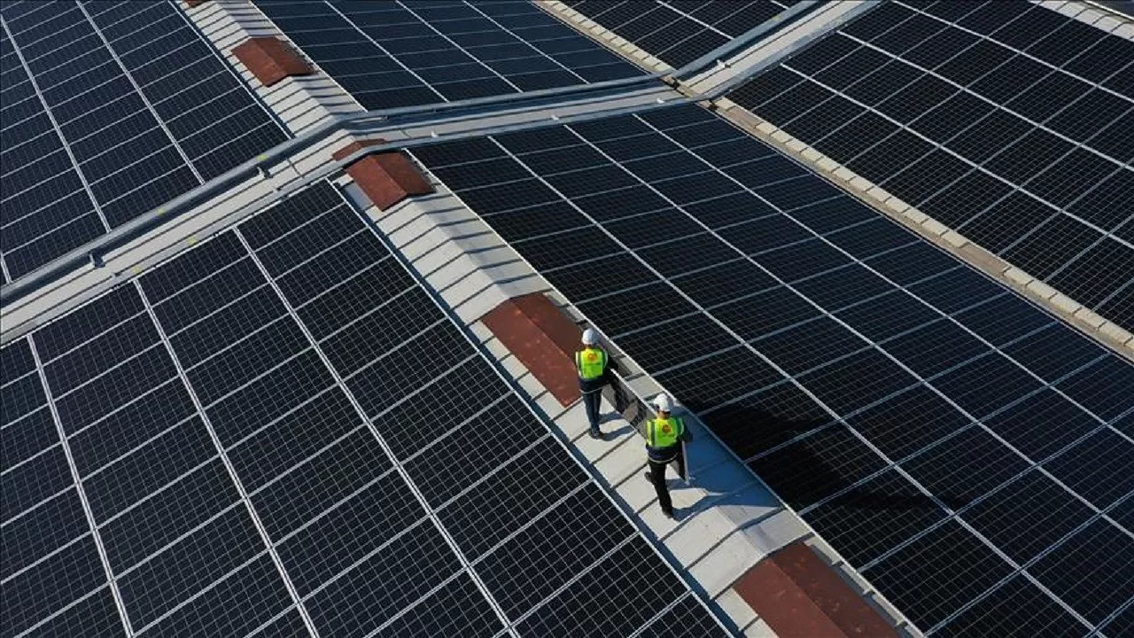 Enerjisa Enerji, 1 milyar TL değerinde tahvil ihraç etmeye hazırlanıyor.