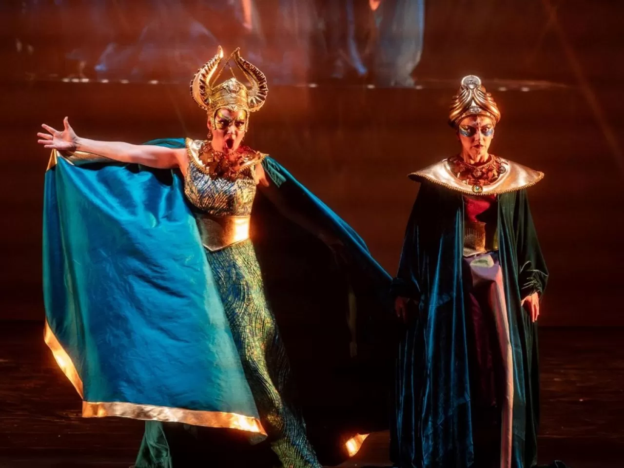 Dünya prömiyeri gerçekleşen Gilgameş operası seyircileri büyüledi
