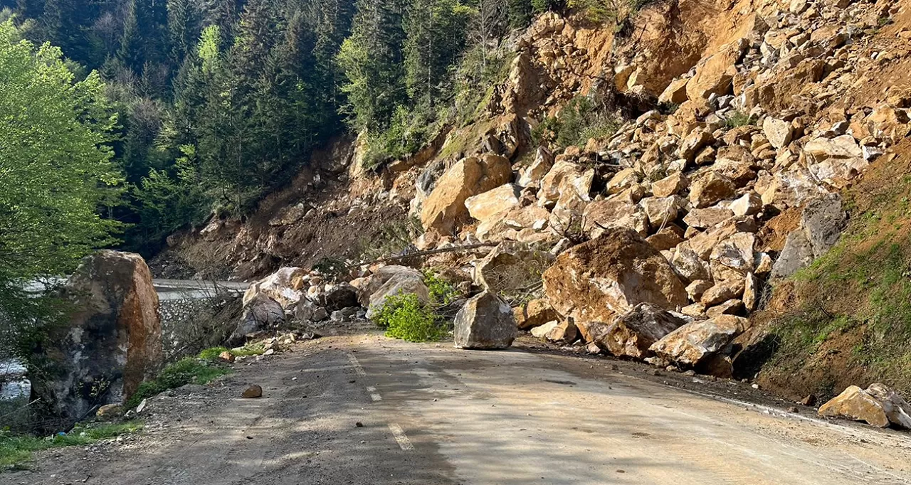Giresun’da meydana gelen heyelan felaketi büyük korku yarattı.