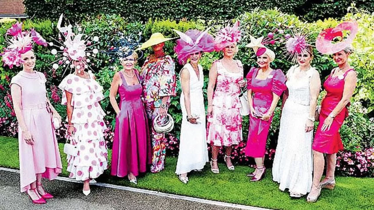 Ascot Yarışları'nda renkli şıklık ve heyecan!
