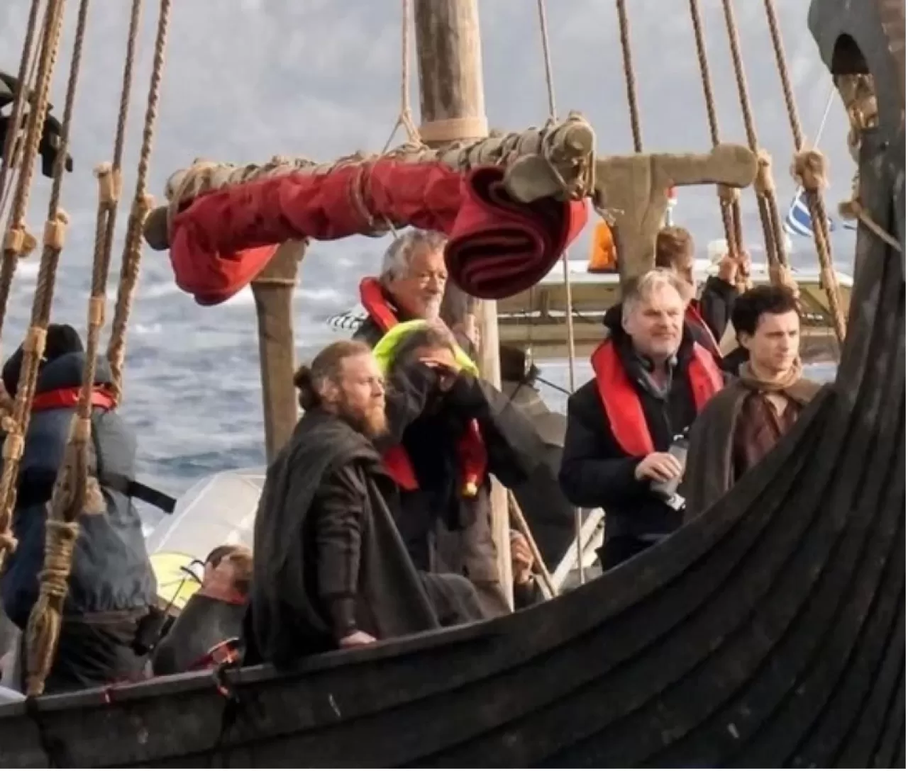 Ünlü yönetmen Christopher Nolan'ın yeni filminden ilk set görüntüleri ve sızıntılar gün yüzüne çıktı!