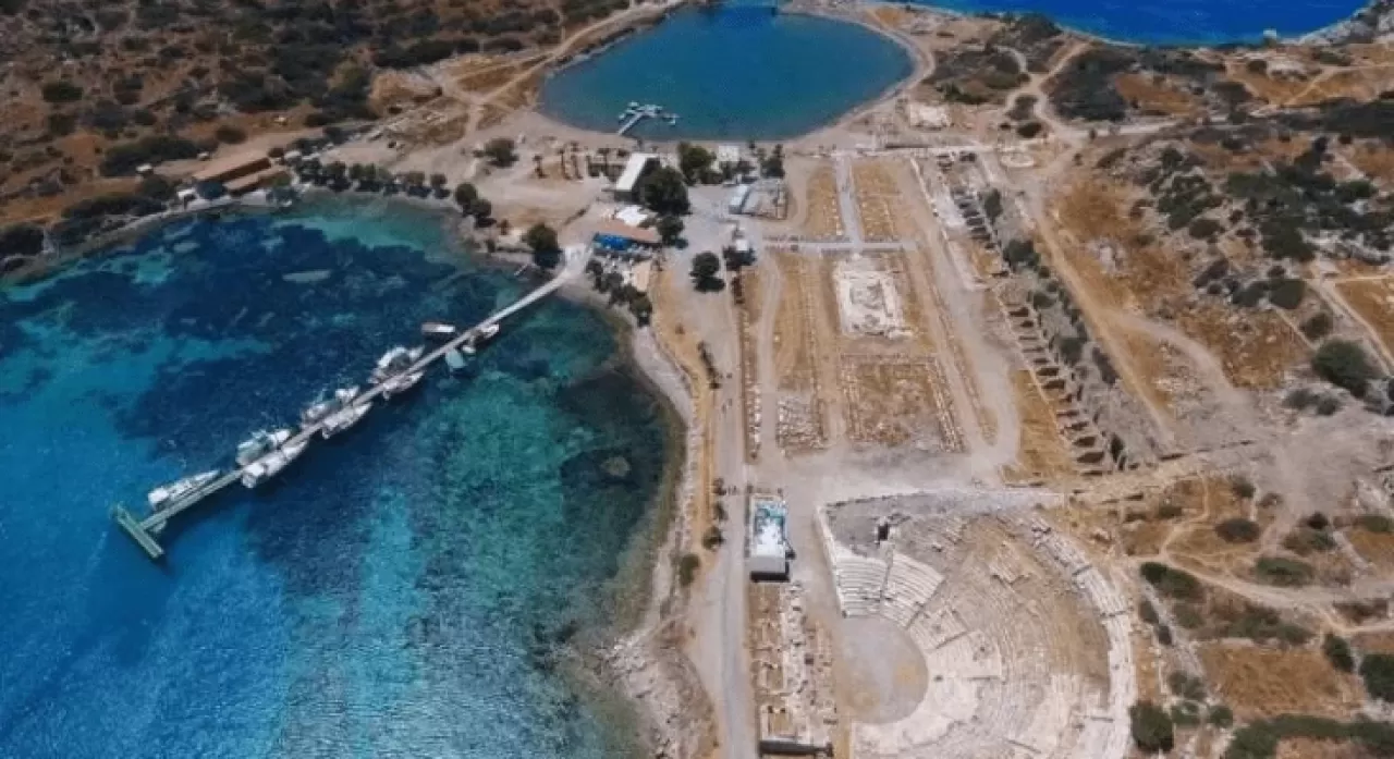Knidos’taki Otopark Düzenlemesi Tartışma Yarattı