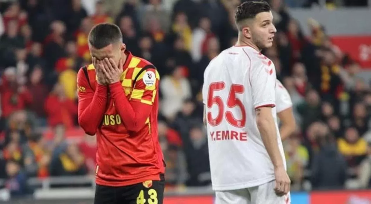 Göztepe taraftarları, takımın son 6 maçtır galibiyet alamamasıyla kaygılanıyor ve baskı altında hissediyor.