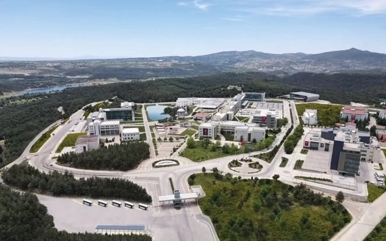 Uşak Üniversitesi’nden bir başarı daha: ÜNİDES’ te TR33 Bölgesinde 1’inci oldu