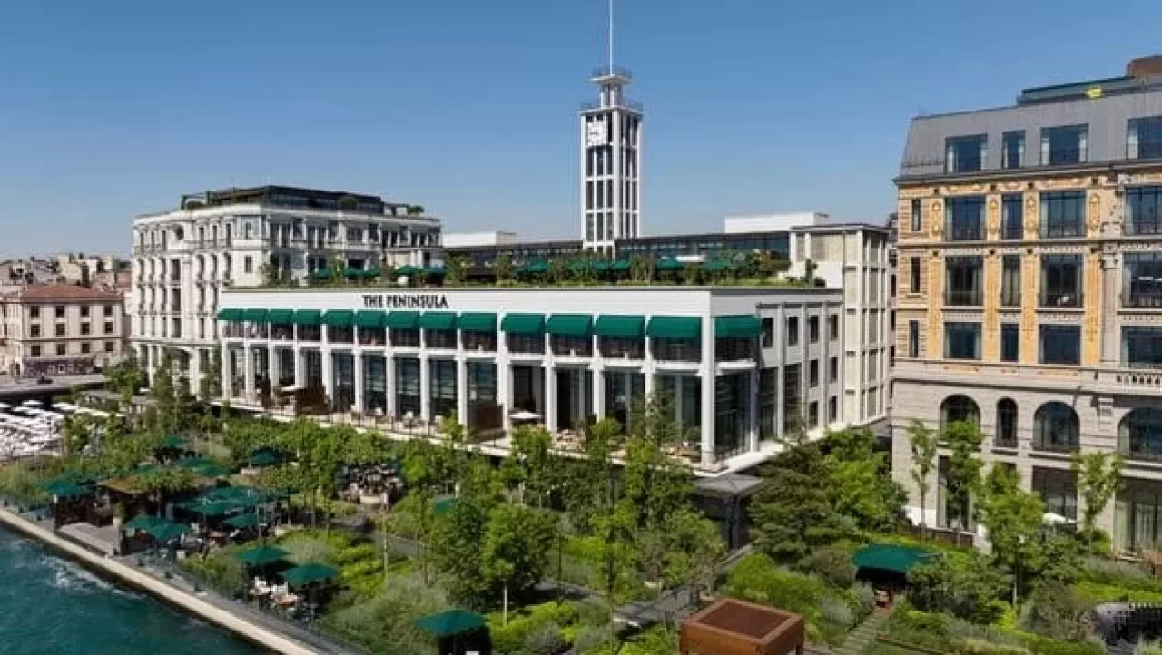 İstanbul'daki The Peninsula Otel, 'En İyi 500 Otel' Listesinde Yer Alıyor