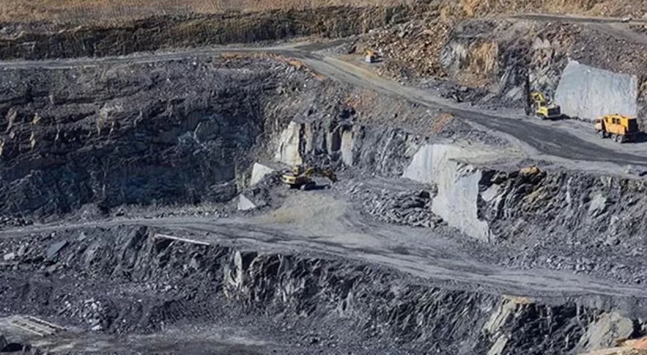 İran'daki Kömür Madeni Kazasında 7 İşçi Gaz Zehirlenmesi Nedeniyle Öldü