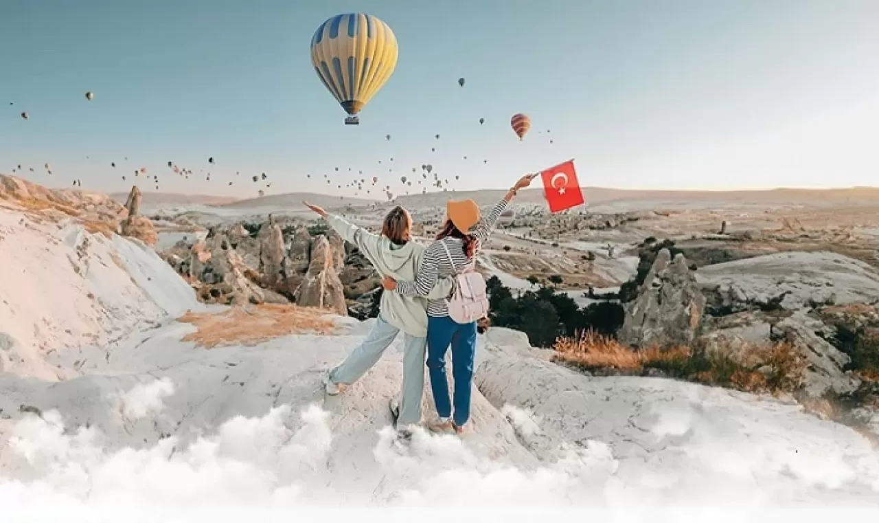 TÜRSAB Başkanı Bağlıkaya, Turizm Haftası dolayısıyla yaptığı açıklamada, "Her Yolculuk Yeni Bir Keşif" vurgusunu yaptı.