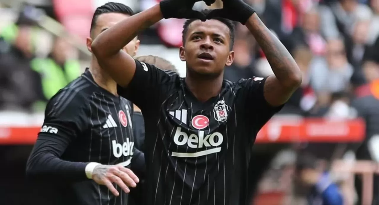 Sergen Yalçın’dan İmmobile Yorumu: “Beşiktaş ve Türkiye Ligi İçin Doğru Oyuncu Değil”