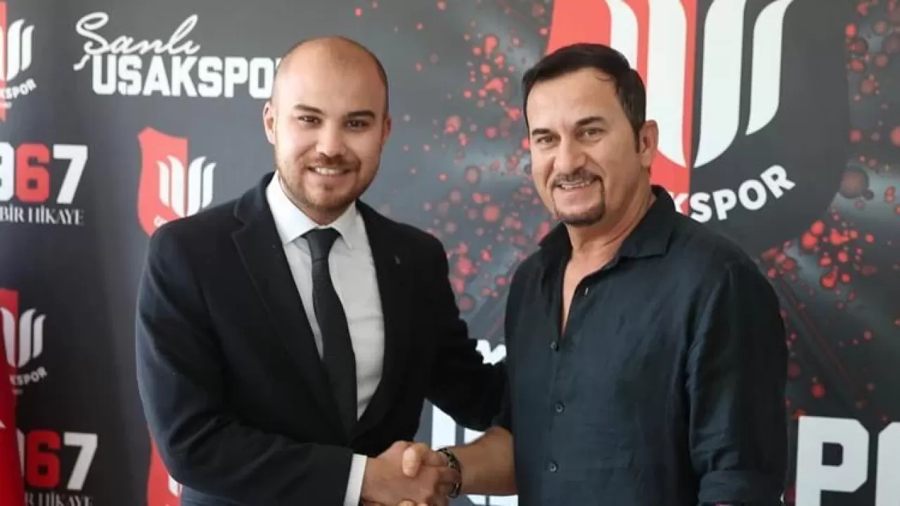 Ergün Penbe, Uşakspor Kulübü'nün yeni teknik direktörü olarak göreve başladı.