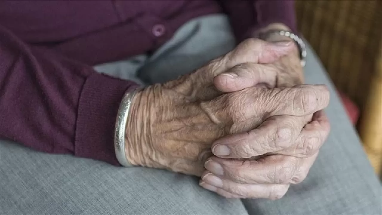 Türk Araştırmacılar, Alzheimer ve Parkinson Hastalıklarının Erken Teşhisinde Etkili Olacak Yöntemler Geliştiriyor | Sağlık Alanında Yenilikçi Çalışmalar Devam Ediyor