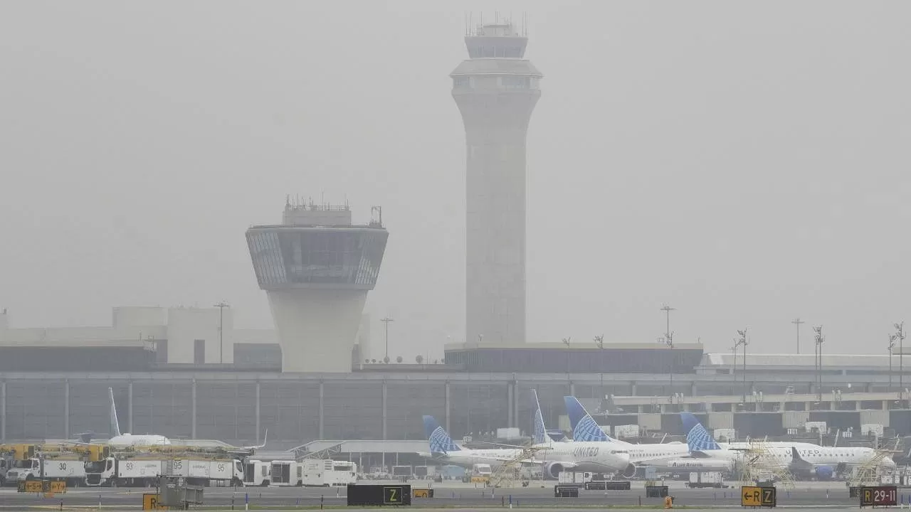 Personel ve Ekipman Krizi: Newark’ta Uçuşlar Kısıtlanıyor