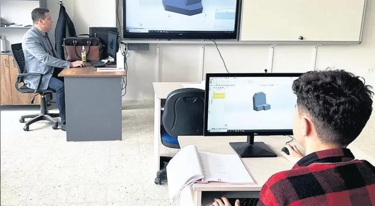 Bilişim Teknolojileri Öğretmenleri İçin Norm Fazlası Alarmı
