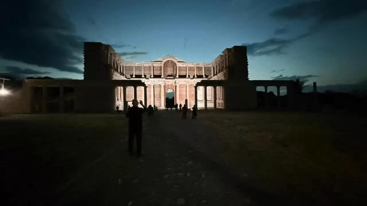 Manisa’nın Salihli ilçesinde bulunan Sardes Antik Kenti gece müzeciliğine dahil oluyor
