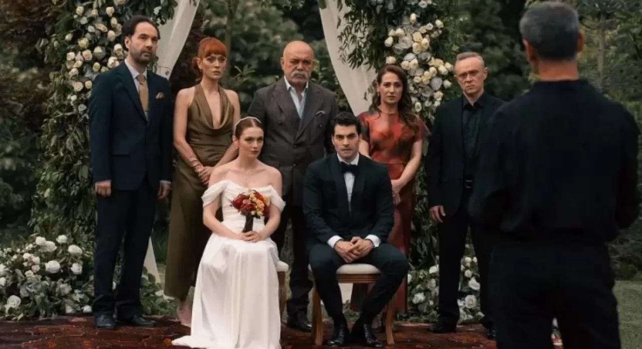 Çukur ekibi yeni dizi ile tekrar bir arada!