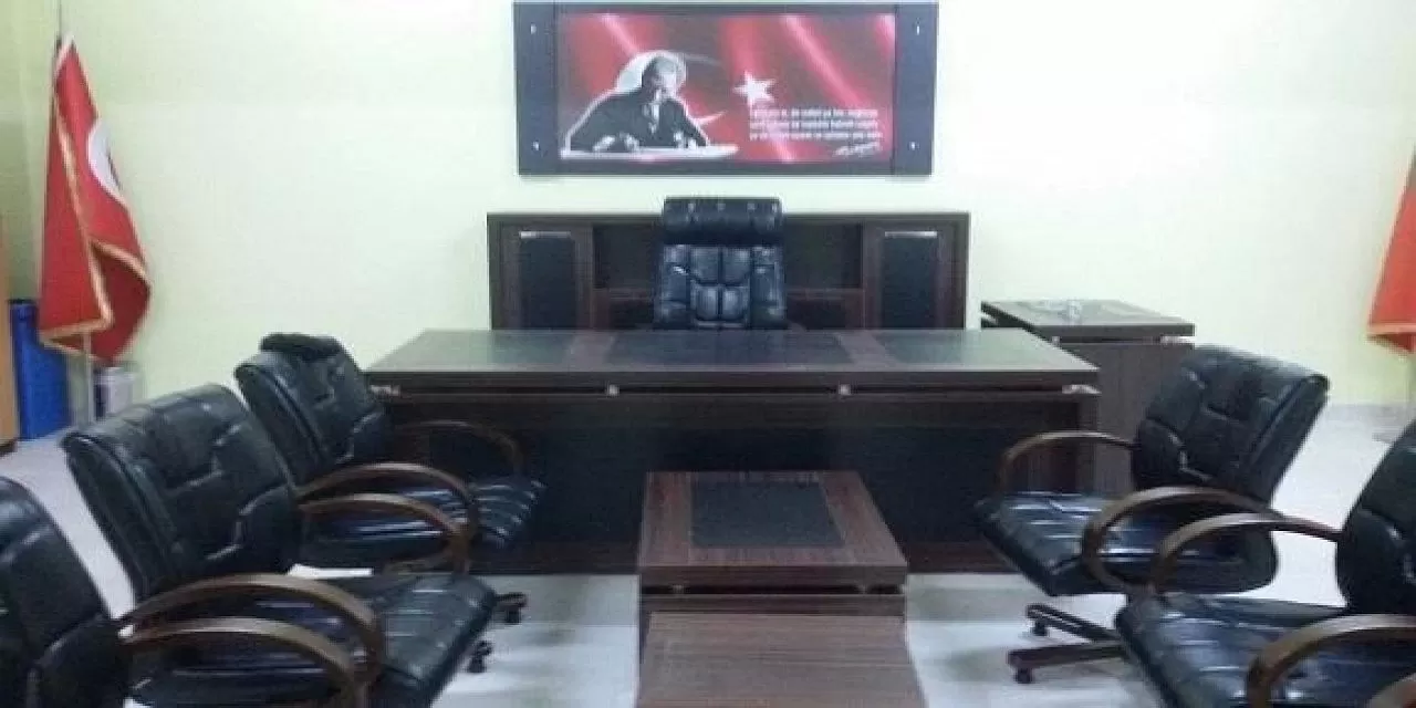 Ahlat’ta Veli Kavgası Okul Müdürlerine Yönelik Fiziksel Saldırıya Dönüştü – Eğitimcilerden Kınama