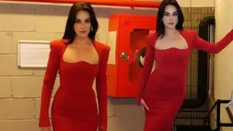 Esra Bilgiç'ten kırmızı elbiseli iddialı paylaşım!