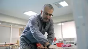İnternetten ilham alıp resme başladı, yaklaşık bin eser üretti: "Bir hayli sabır gerekiyor"