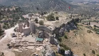 Beçin Antik Kenti'nde Gerçekleştirilen Kazılar Sonucunda Ender Rastlanan Ok Uçları Ortaya Çıktı!