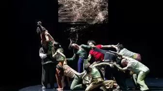 Deliriyum koreografisi unutulmaz bir dans performansıyla izleyicileri büyüledi