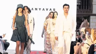Tarihi Halılar, Moda Dünyasında Yeniden Hayat Buldu