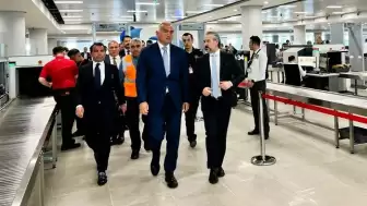 Antalya Turizm Potansiyelini Artırarak 2025 Hedeflerini Belirledi: Turizm Bakanı Ersoy'dan Müjdeli Haber Geldi!