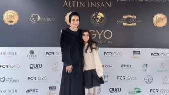Minik ressam Zeynep Reyyan Gören ilk sergisini gerçekleştirdi