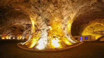 Yer altında gizli bir dünya! Tuzluca Tuz Mağaraları Milyonlarca yıllık oluşum: Görenler mest oluyor, turistlerin yeni gözdesi