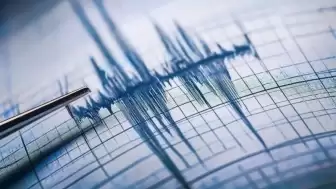 Endonezya’da Deprem! 5,7 ile Sallandı