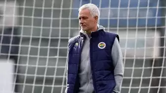 Fenerbahçe, Konyaspor karşılaşması öncesi antrenmanlara başladı!