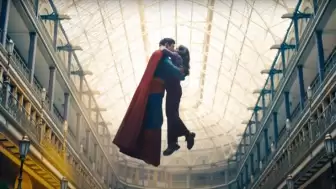 Superman filmi ne zaman vizyona girecek, filmin oyuncuları kim?