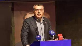 İstanbul’da deprem sonrası 4 okul boşaltıldı!