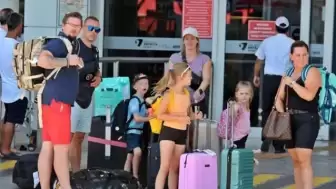 Anapa'da Çevre Sorunları Nedeniyle Rus Turistler Türkiye'yi Tercih Ediyor