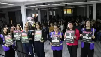 Londra’da 8 Mart’ta Kadınlar Sokaktaydı