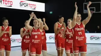 Dünya Kupası Elemeleri Başlıyor: 'Potanın Perileri' Parkede