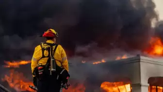 ABD’de orman yangınları büyüyor: Nebraska’da 243 bin hektar alan kül oldu