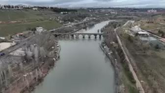 Diyarbakır Valiliği, Barajdan Yapılacak Su Tahliyesi Nedeniyle Vatandaşları Dikkatli Ve Tedbirli Olmaları Konusunda Uyardı