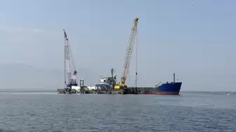 Foça’da Ekolojik Tehlike: Körfez Çamuru Meclis’e Taşındı!