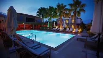 Turizmde Hayatta Kalma Mücadelesi: Küçük Otellerde 'Günü Kurtarma' Dönemi