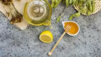 Soğuk algınlığında doğal destek: Adaçayı ve bal karışımı