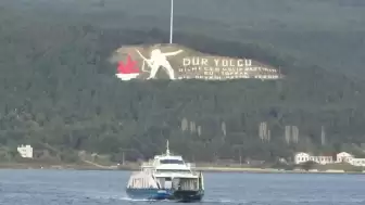 Gökçeada ve Bozcaada’da Hayat Eve Sığdı! Şiddetli Fırtına Feribot Seferlerini Vurdu: Tüm Seferler İptal Edildi