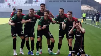 Kaf-Kaf Kritik Viraja Giriyor!