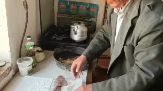 Orta Asya’nın Saklı Lezzeti: Karakalpak Usulü Balıklı Plov Tarifi