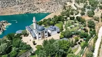 Peygamberler Şehri’nde Turkuaz Bir Yolculuk: Eğil Ziyaretçi Akınına Uğruyor