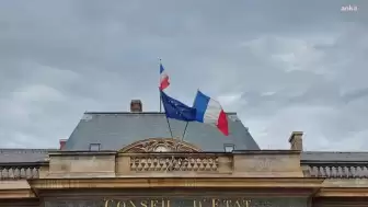 Fransa’dan çocuklara sosyal medya sınırı