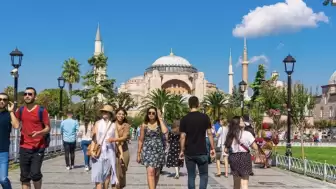 Turizmde Kriz Mi Var, Yoksa Strateji Eksikliği Mi?