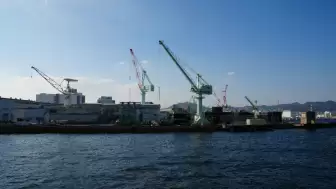 Japonya’da yüksekten düşen işçiler yaşamını yitirdi